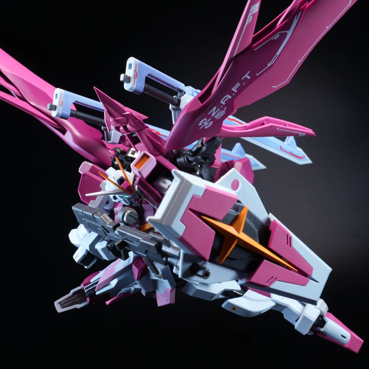 Angry Bird Regen Type R Model Kit - Image 3