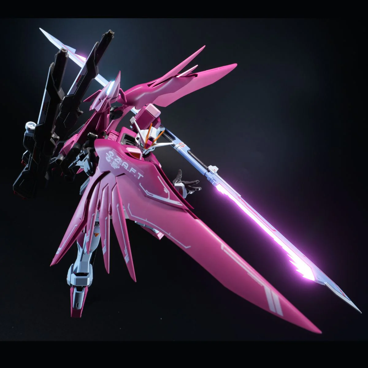 Angry Bird Regen Type R Model Kit - Image 9