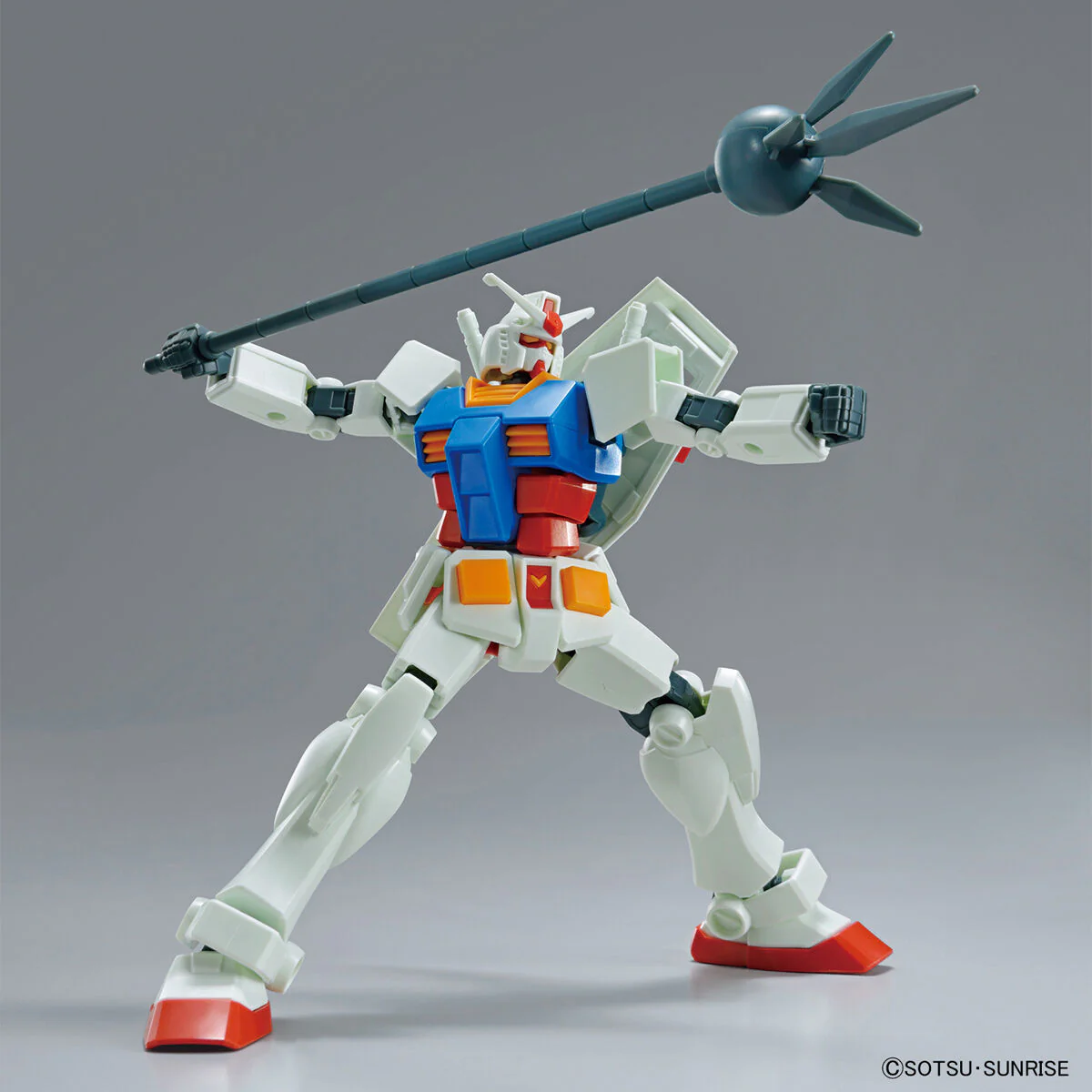Bandai Entry Grade 1/144 RX-78-2 Gundam (Full Weapon Set) - Image 3