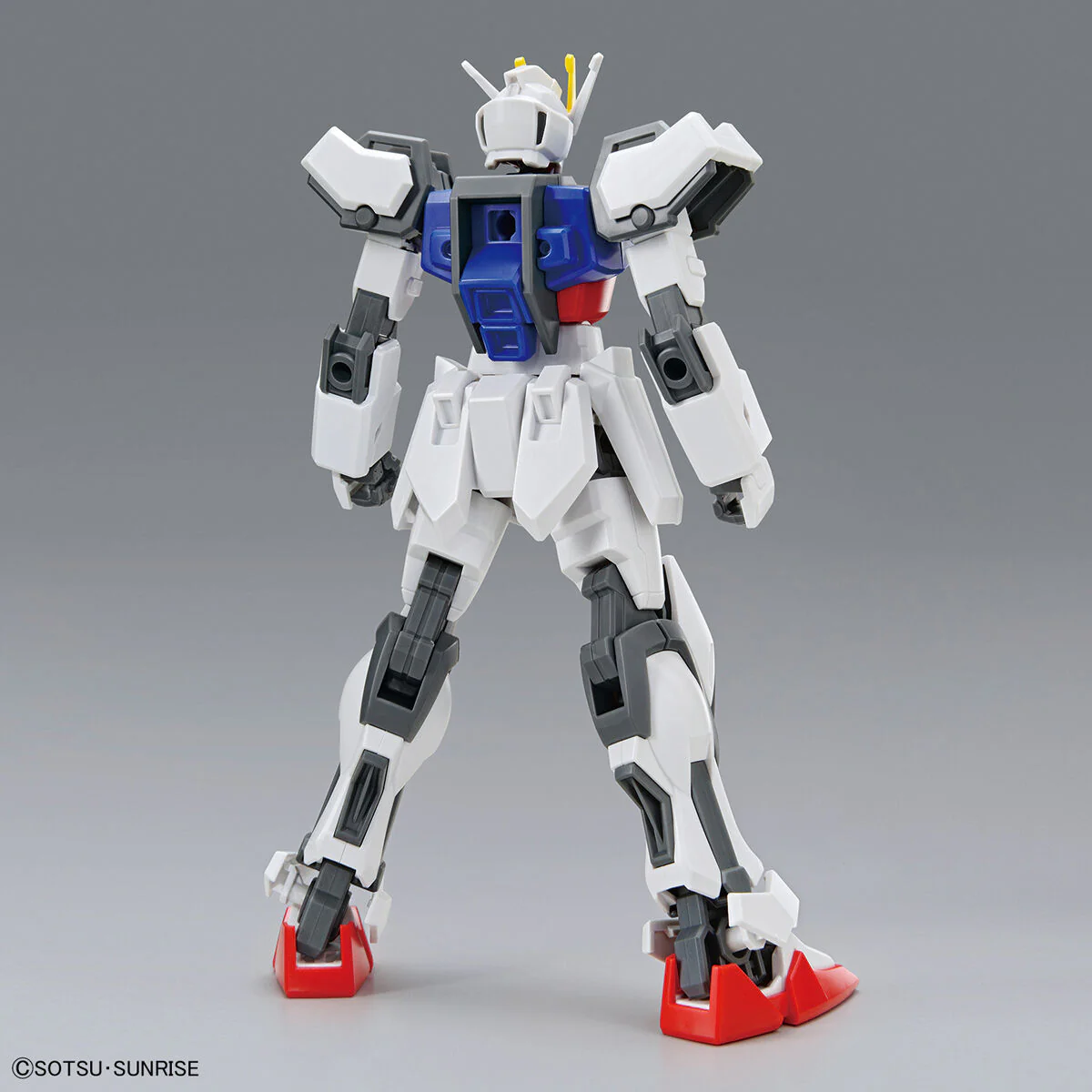 Bandai EG Entry Grade 1/144 Strike Gundam - Image 6
