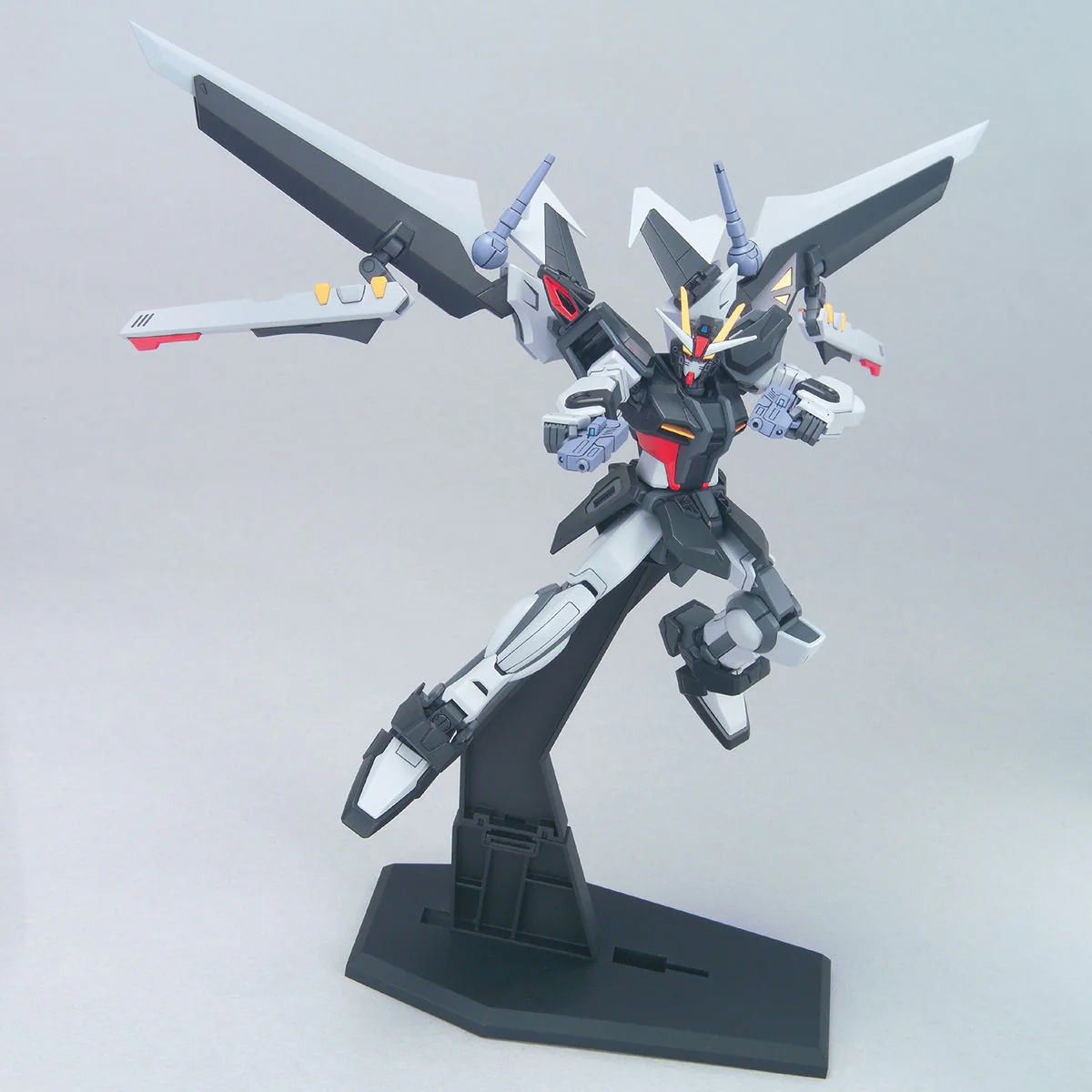 Bandai HG #41 1/144 GAT-X105E Strike Noir Gundam Model Kit - Image 5