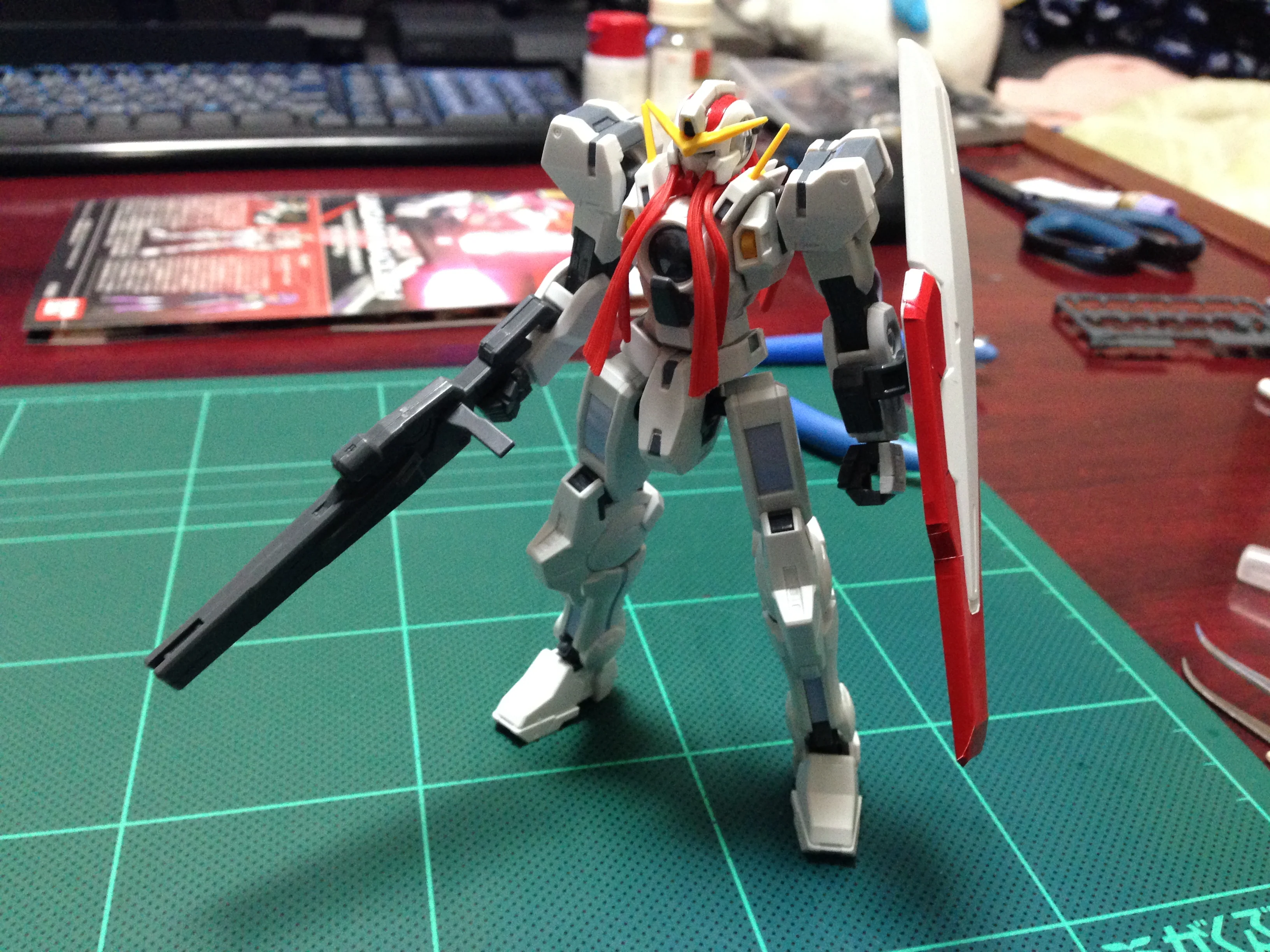 Bandai HG00 1/144 GN-004 Gundam Nadleeh Model Kit - Image 4