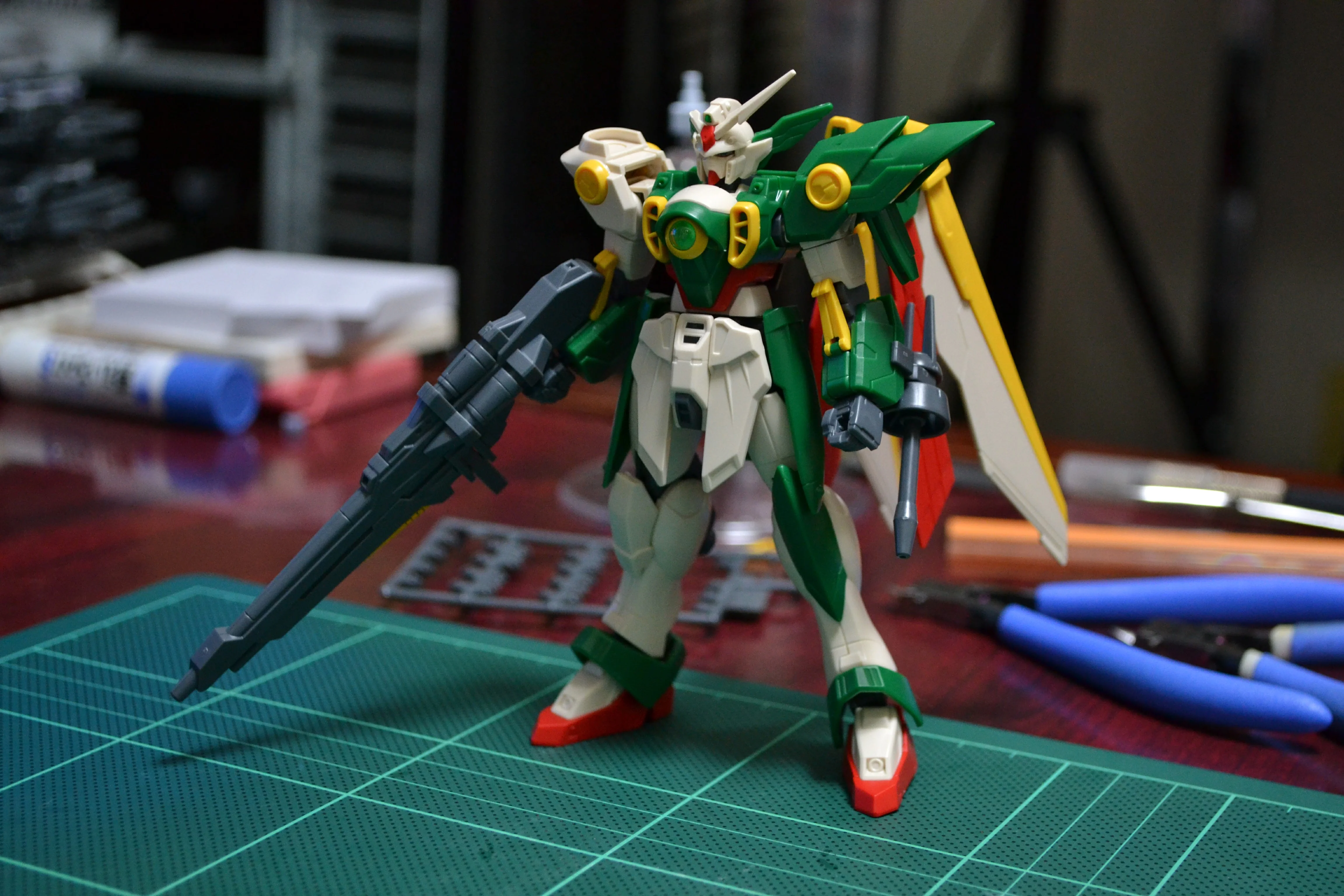 Bandai HGBF #06 1/144 XXXG-01 Wf Wing Gundam Fenice Model Kit - Image 4