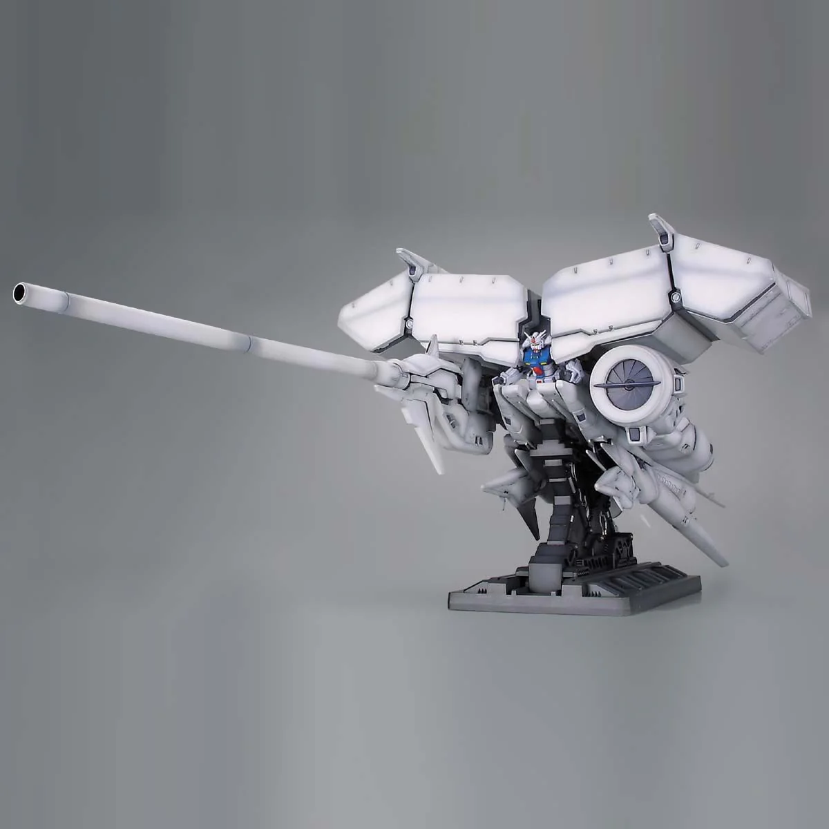 Bandai HGUC 1/144 RX-78GP03 Gundam GP03 Dendrobium Model Kit - Image 3