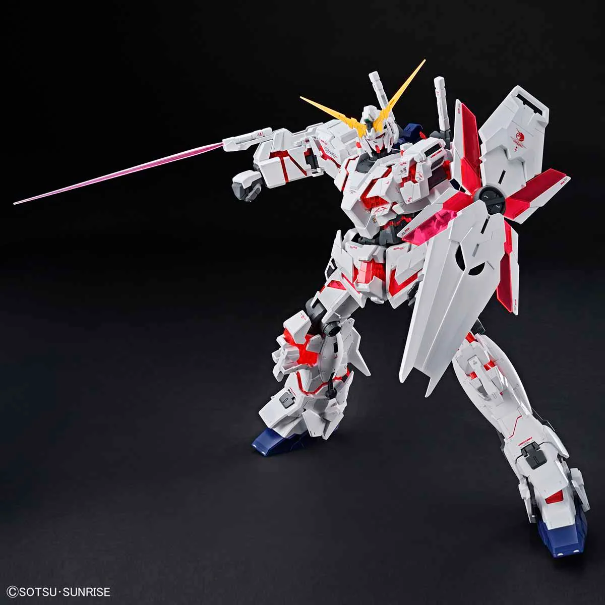 Bandai Mega Size Model 1/48 RX-0 Unicorn Gundam (Destroy Mode) Model Kit - Image 4