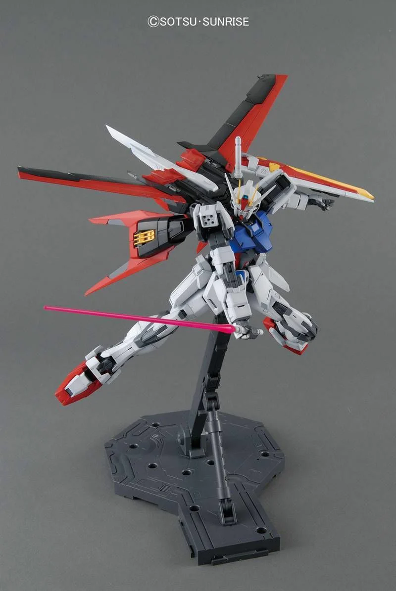Bandai MG 1/100 GAT-X105 Aile Strike Gundam (Ver. RM) Model - Image 3