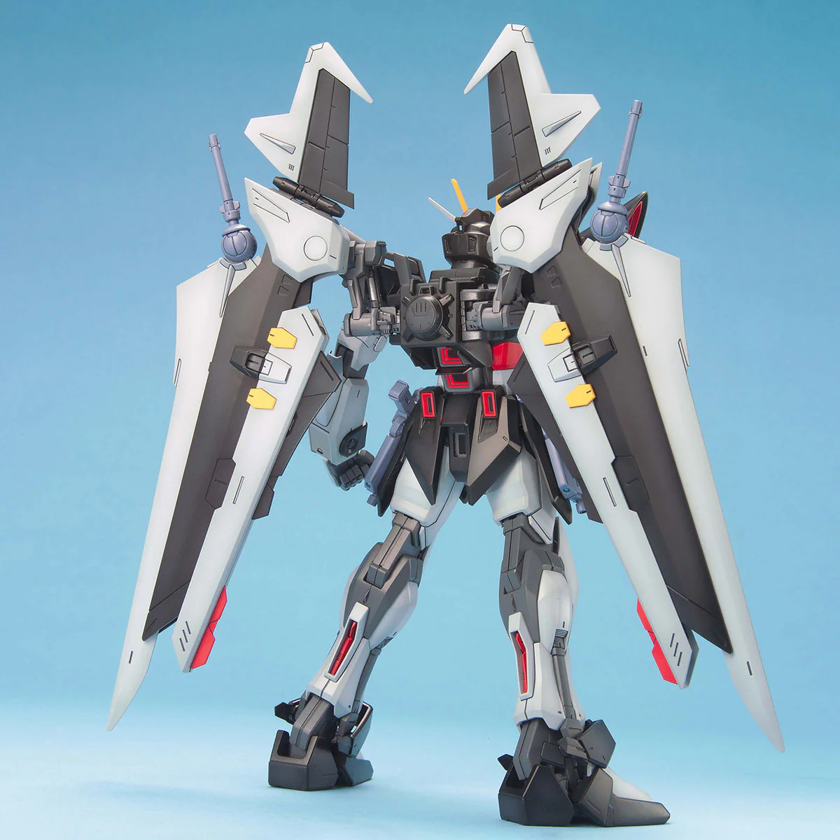 Bandai MG 1/100 GAT-X105E Strike Noir Gundam Model Kit - Image 3