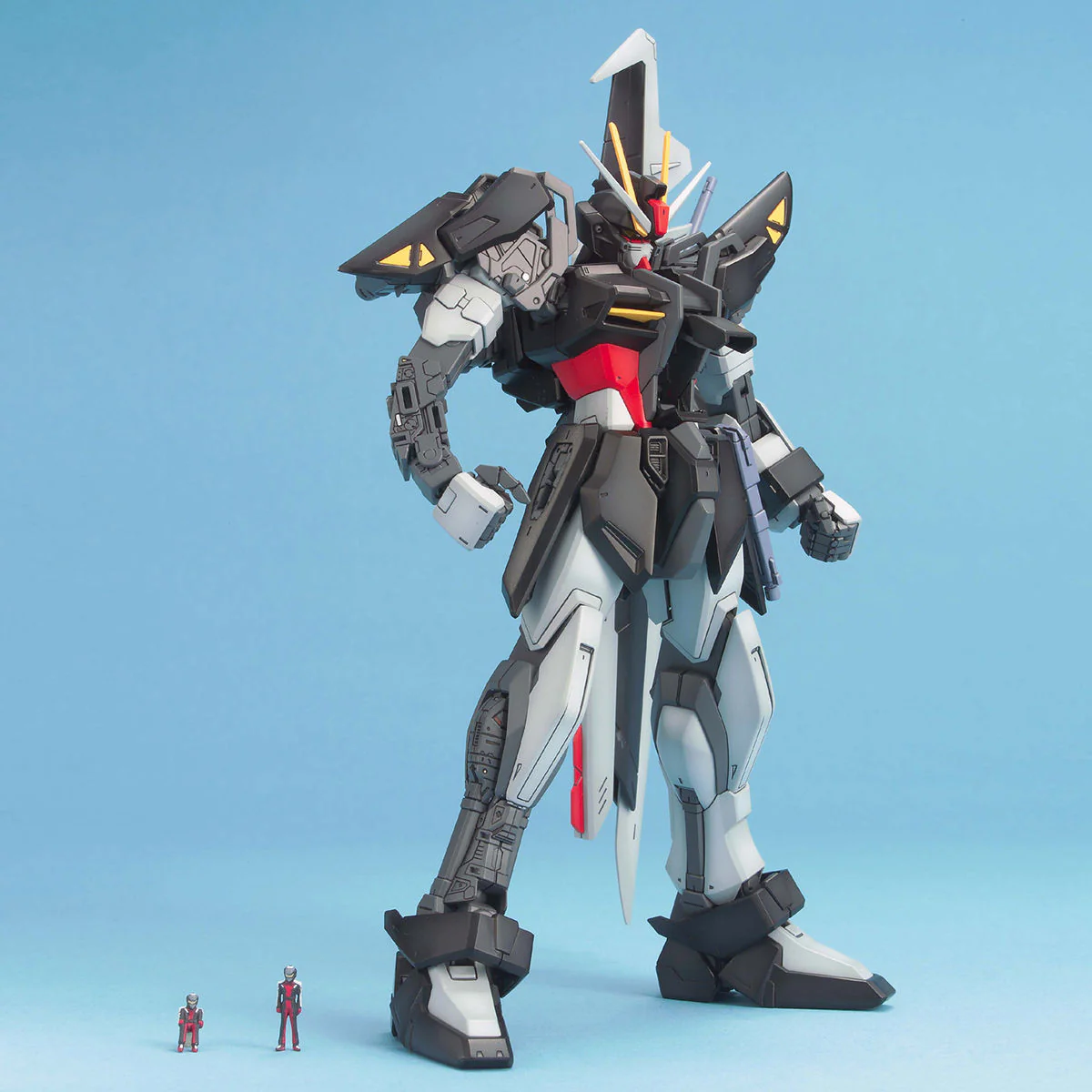 Bandai MG 1/100 GAT-X105E Strike Noir Gundam Model Kit - Image 4