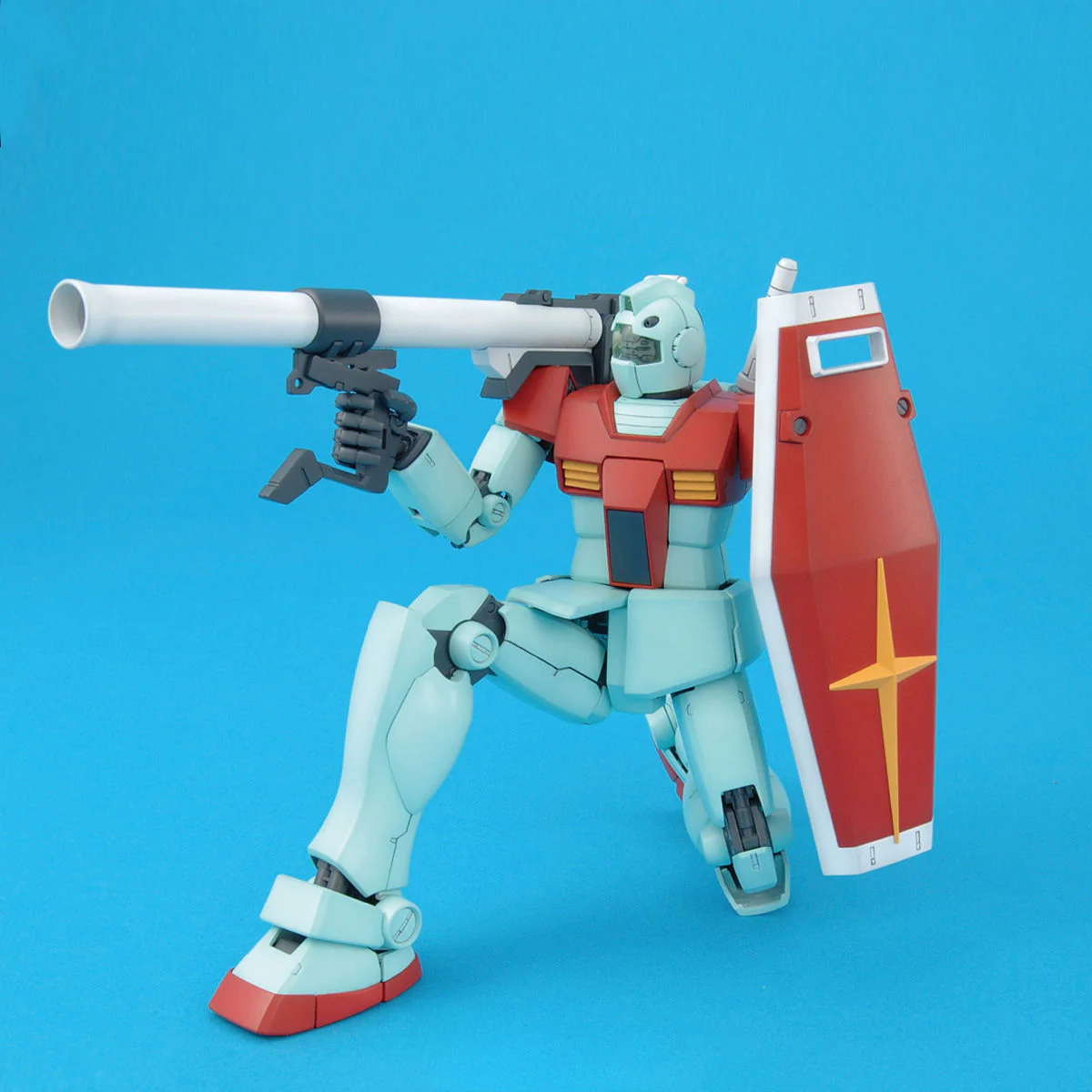 Bandai MG 1/100 RGM-79 GM (Ver.2.0) Model Kit - Image 4