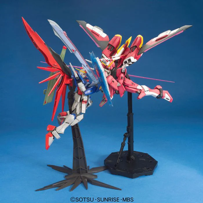 Bandai MG 1/100 ZGMF-X19A Infinite Justice Gundam Model Kit - Image 11
