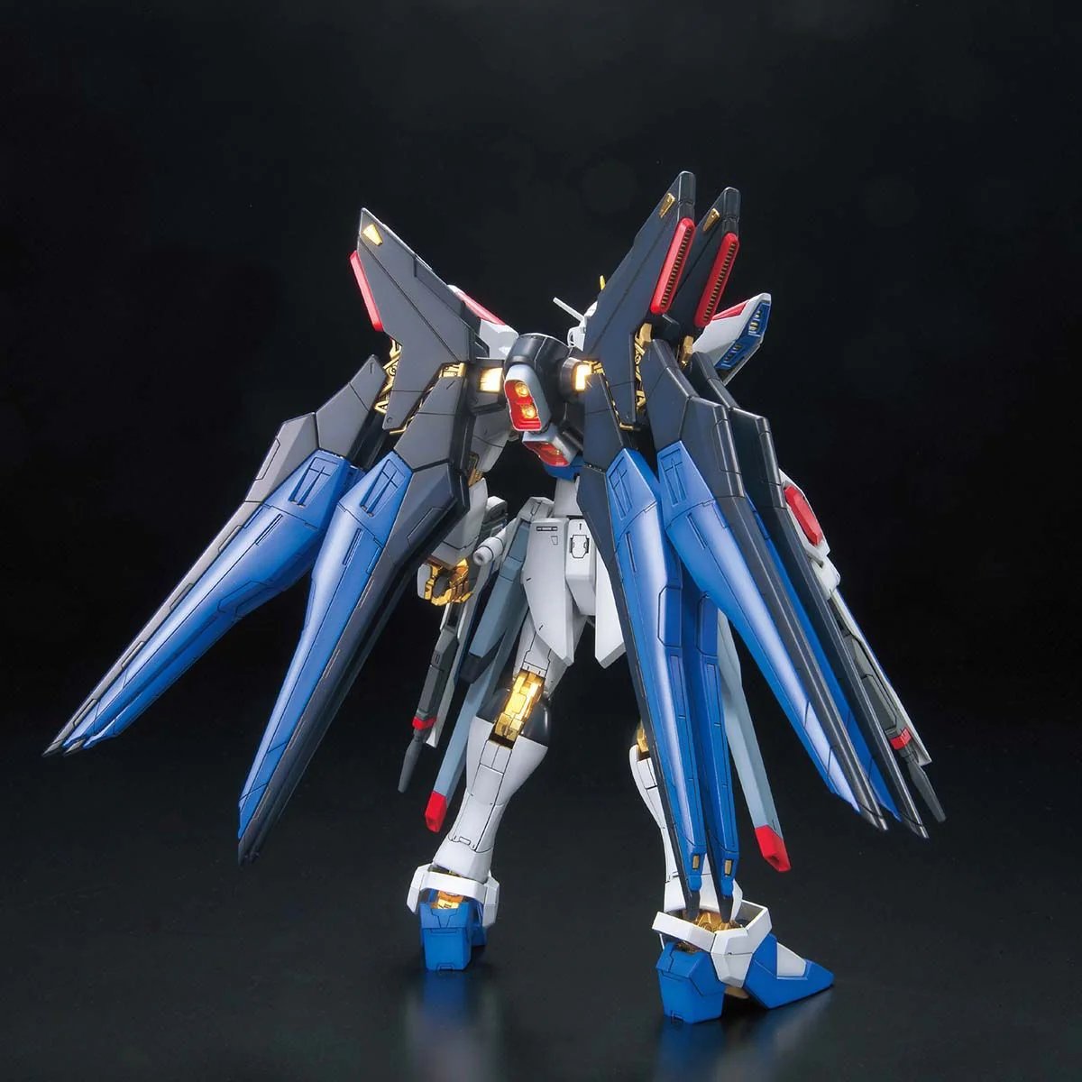 Bandai MG 1/100  ZGMF-X20A Strike Freedom Gundam Full Burst Mode - Image 2