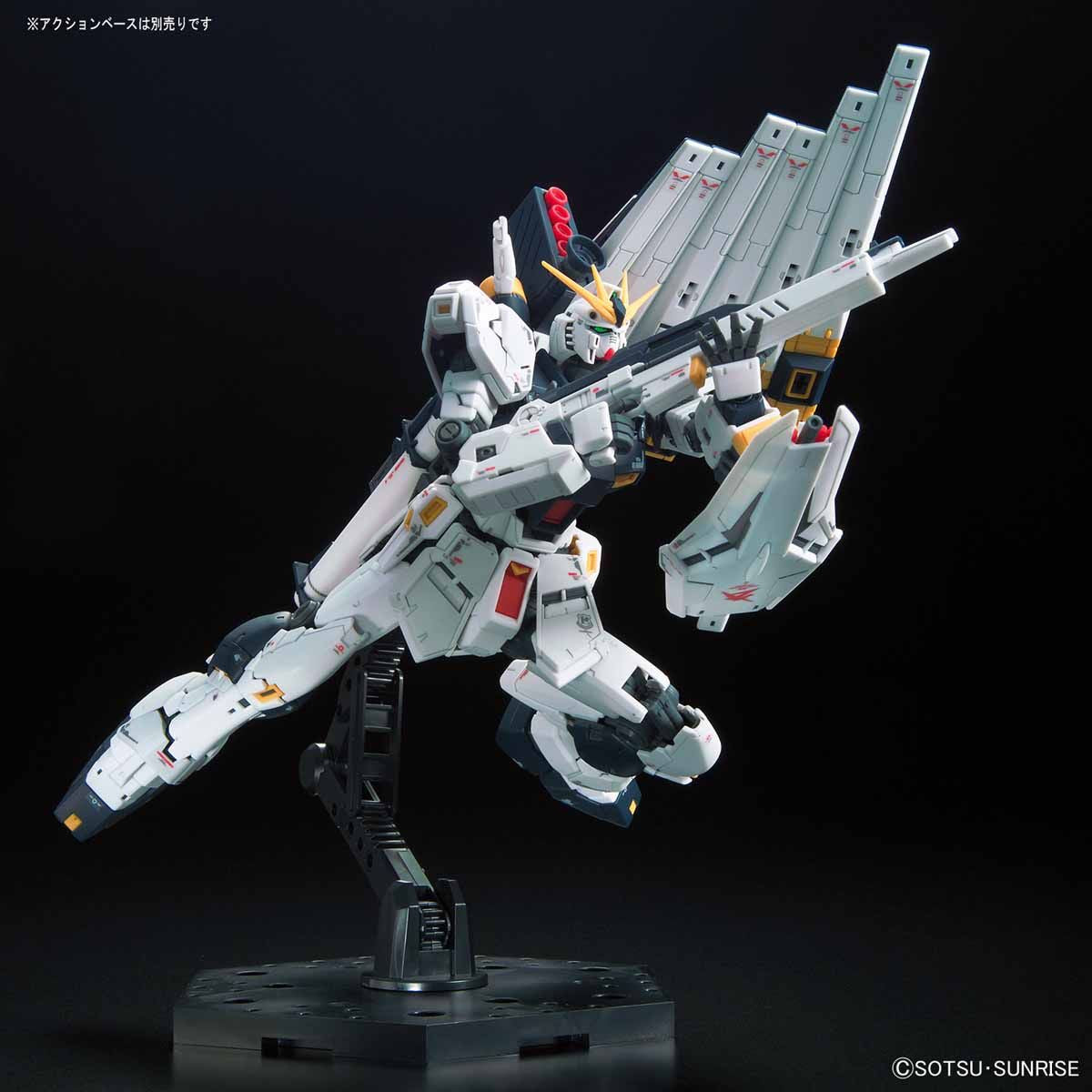 Bandai RG #32 1/144 RX-93 Nu Gundam Model Kit - Image 8