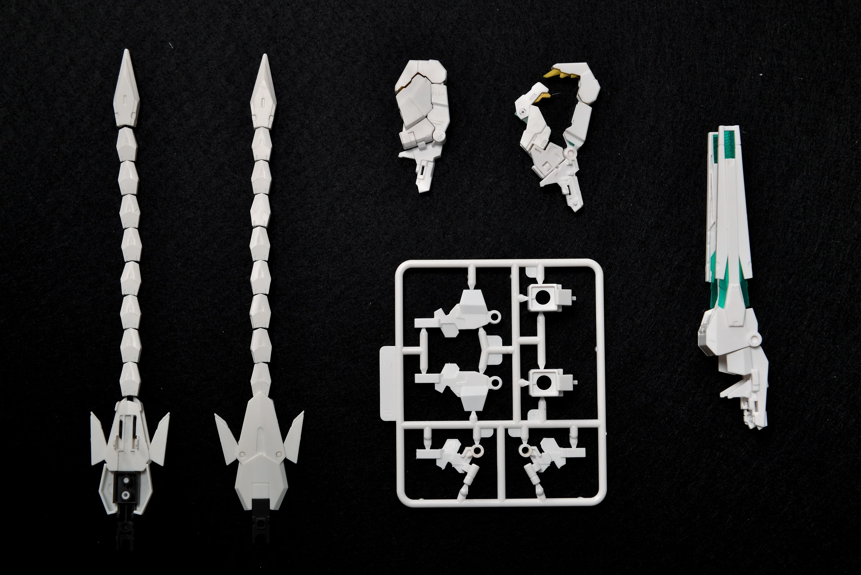 Effect Wing RG/HG 1/144 Unicorn/Banshee  ARMED ARMOR VN/BS Expansion Unit - Image 4