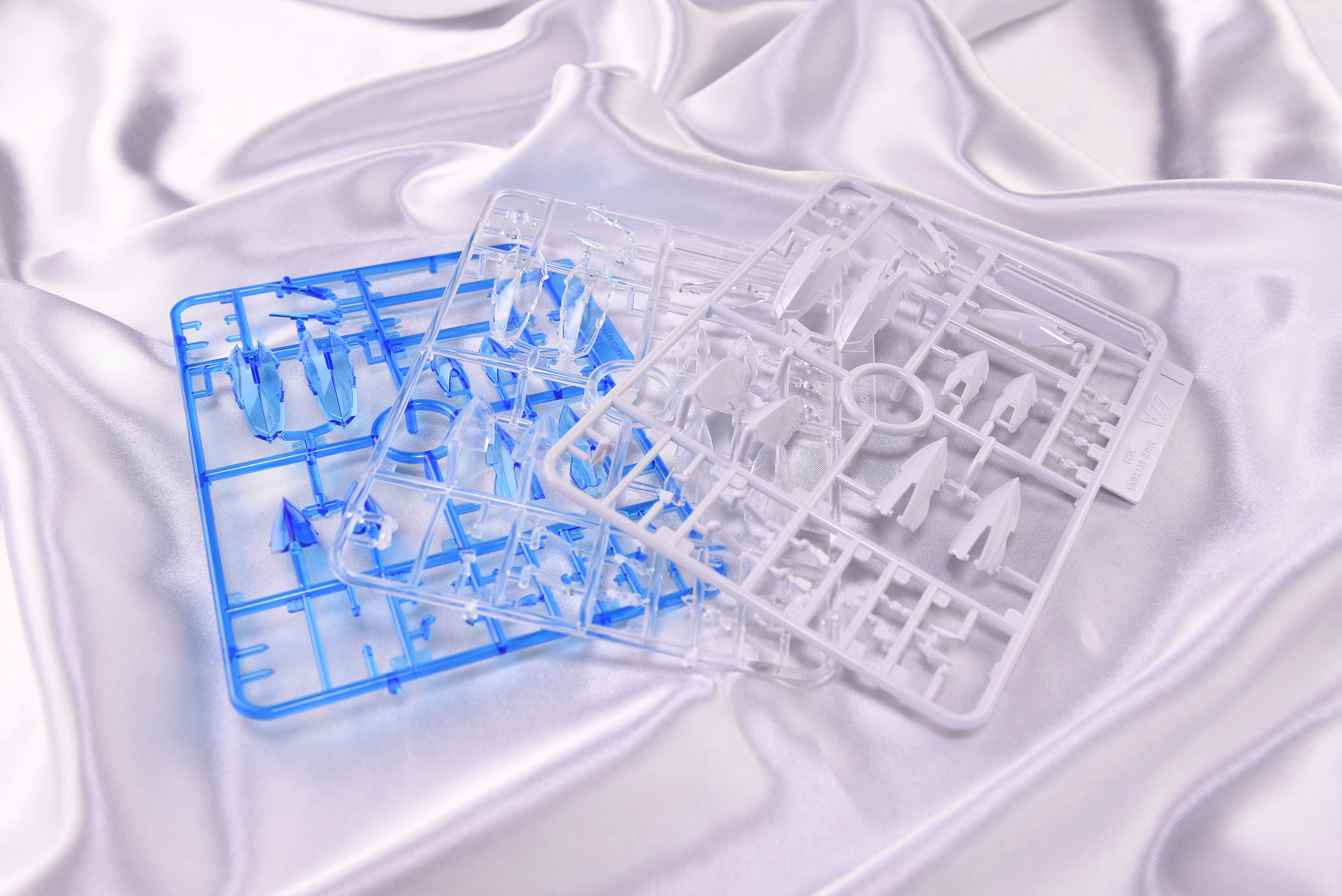ZZA 1/100 CH-01 Blue Flame Model Kit - Image 13